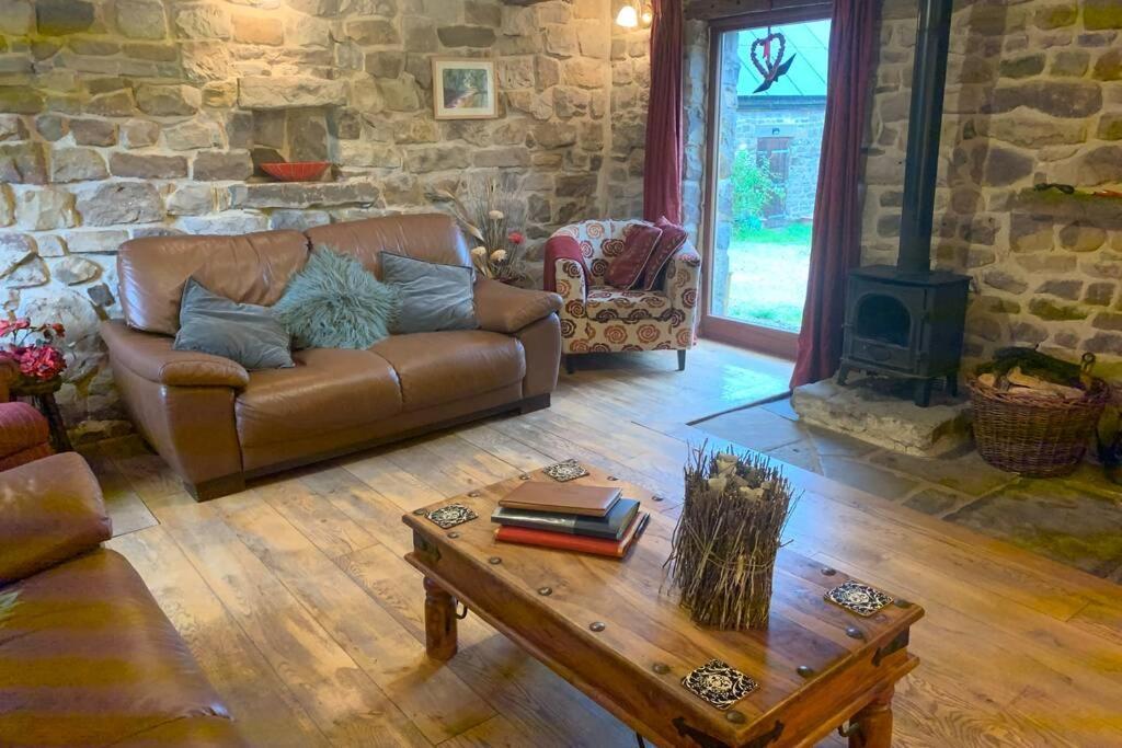 Stunning Secluded Peak District Luxurious Barn Villa Leek Exterior photo